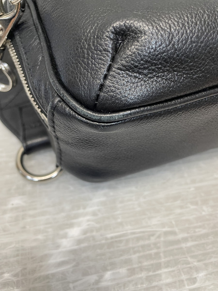 nunc Shaped Belt Bag ショルダーバッグ ブラック