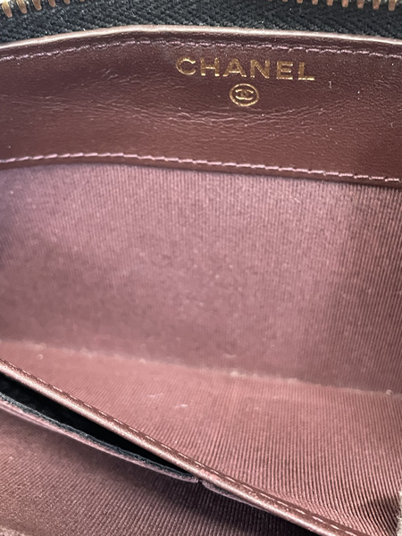 CHANEL マトラッセキャビアスキン ラウンドジップロングウォレット 27823385