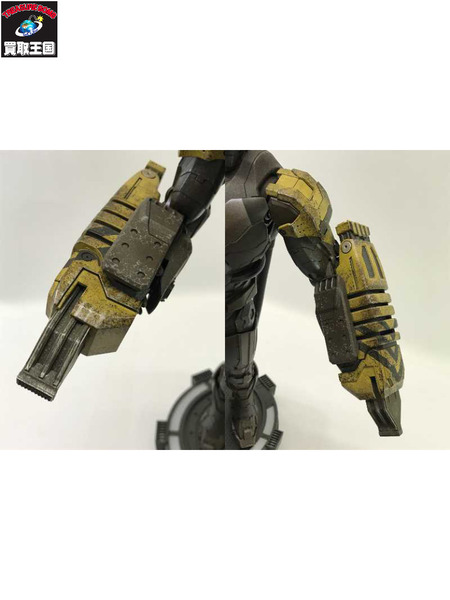 MARVEL HOT TOYS 1/6 アイアンマン マーク25 ストライカー