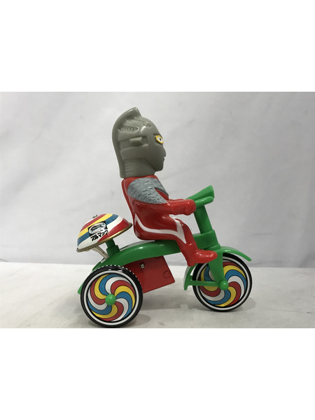 メーカー ウルトラマン ブルマァク ウルトラセブン 三輪車