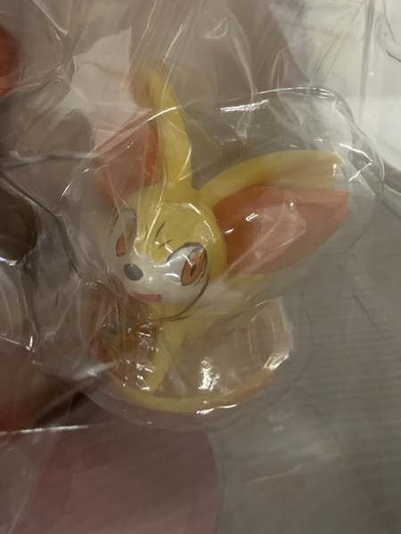 メーカー ポケモン ARTFX J セレナ with フォッコ 1/8フィギュア