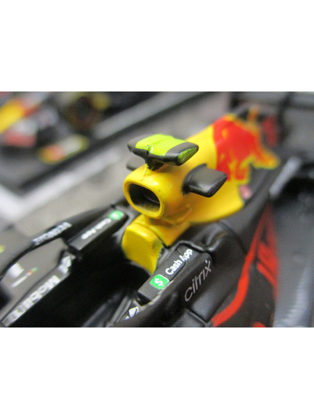 1/43 ブラーゴ レッドブル F1ミニカー