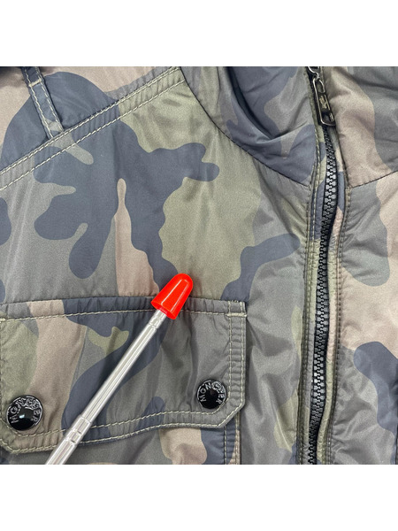 MONCLER ダウンジャケット RACINE カモフラ リバーシブル ダウンジャケット 1