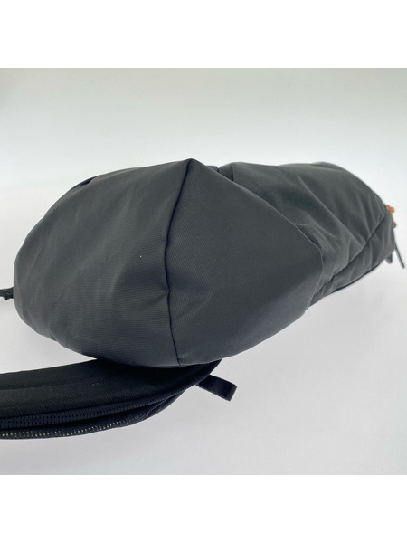 THE NORTH FACE ショルダーバッグ Isabella Sling 黒