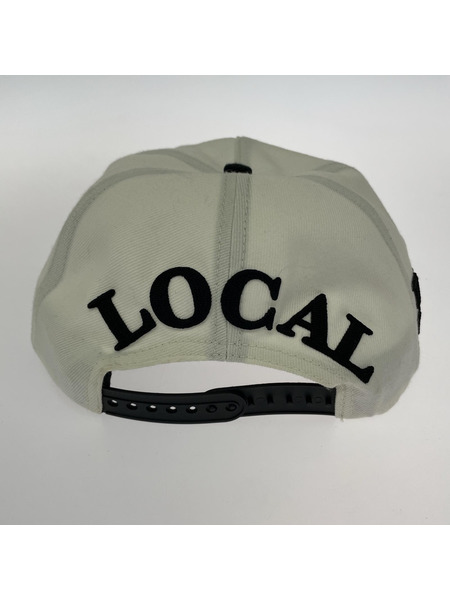 LOCAL SPACE ISSUE 003 ナンバリング スナップバックキャップ ホワイト×ブラック