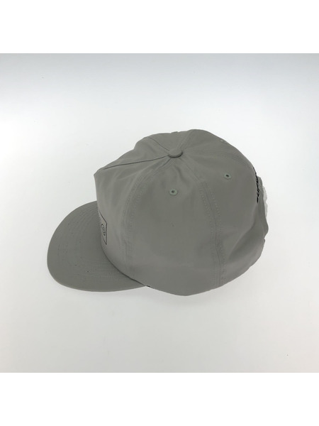 Supreme 21SS KAWS Chalk Logo 5-Panel キャップ グレー