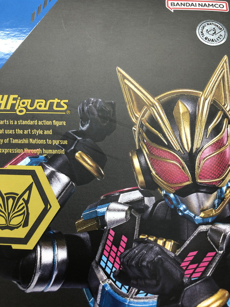 仮面ライダーギーツ S.H.Figuarts  仮面ライダーナーゴ ビートフォーム