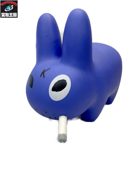  KOZIK Smoking Rabbit KIDROBOT社製