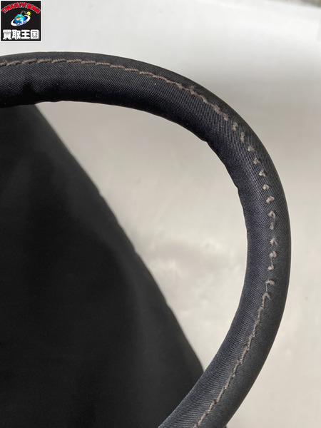 ハンドバッグ PRADA テスート　2WAY リバーシブル　ナイロン　トートバッグ　黒