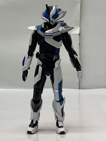 S.H.Figuarts 仮面ライダージーン 開封品 S.H.フィギュアーツ 仮面ライダーギーツ