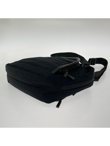 ace. ショルダーバッグ ナイロンショルダーバッグ 黒