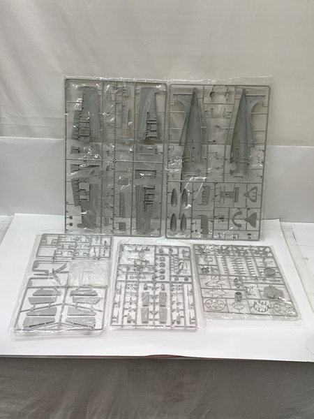 トランペッター 1/32 Grumman F4F-4 wildcat 02223 未組立 Trumpeter グラマン F4F-4 ワイルドキャット 戦闘機 航空機