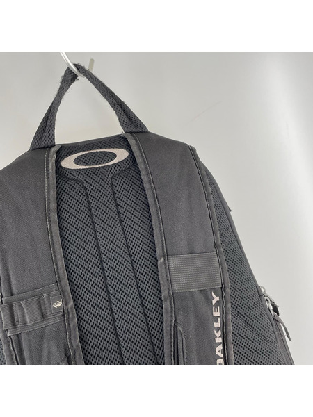 OAKLEY リュックサック・バックパック リュックサック 黒系