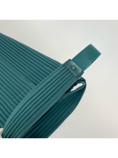 ISSEY MIYAKE ショルダーバッグ HOMME PLISSE UTILITY SHOULDER BAG