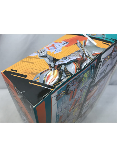 メーカー 仮面ライダー変身アイテム DXナイトインヴォーカーバックル&ブレイカムバスターセット