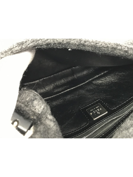  FENDI ウールマンマ ズッカ柄ショルダーバッグ