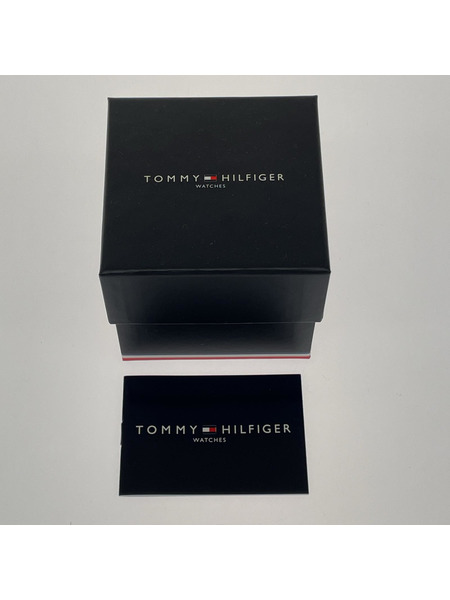 TOMMY HILFIGER 腕時計