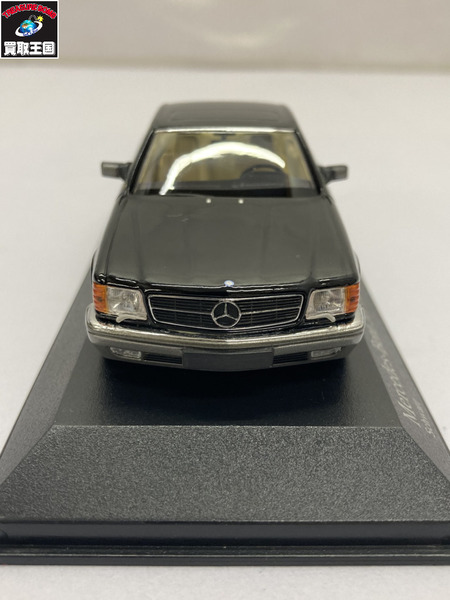 ミニチャンプス Mercedes-Benz 560 SEC ブラック  1/43