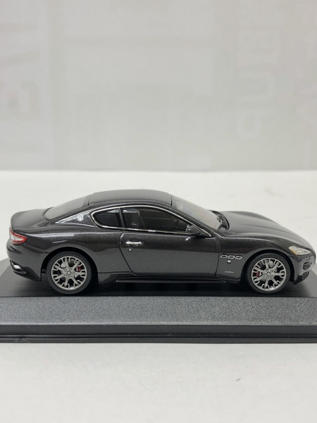 1/43 Maserati Gran Turismo S 2