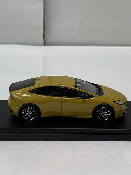 トヨタ特注 1/43 新型プリウス 2023 マスタード 開封品 トヨタ自動車 TOYOTA PRIUS 株主総会 非売品