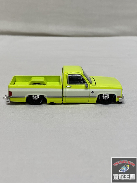 MINI GT 1/64 シボレー シルバラード KAIDO 112