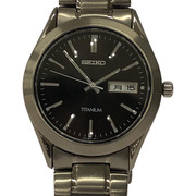 SEIKO チタニウム クォーツ 腕時計 7N43-0AN0