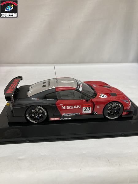 1/24 ザナヴィ ニスモ GT-R