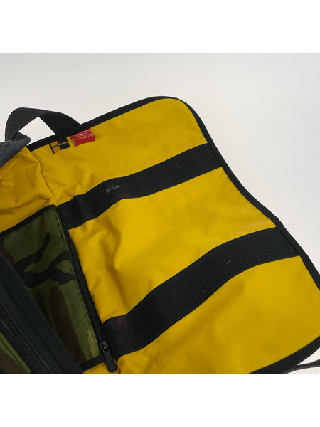 Manhattan Portage ショルダーバッグ カモ柄