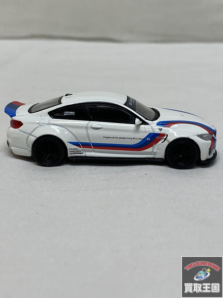 MINI GT BMW M4 161