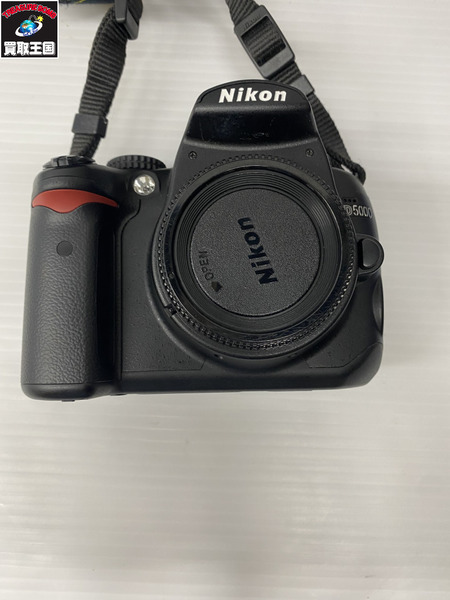 Nikon D5000 