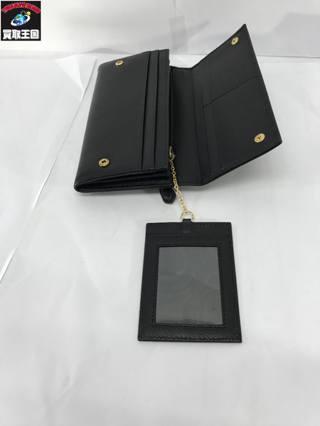 PRADA 長財布 ゴールドプレート