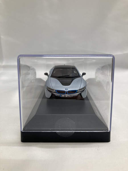 34：BMW i8 