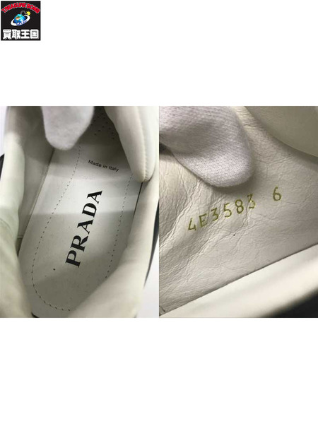 PRADA ローカットスニーカー