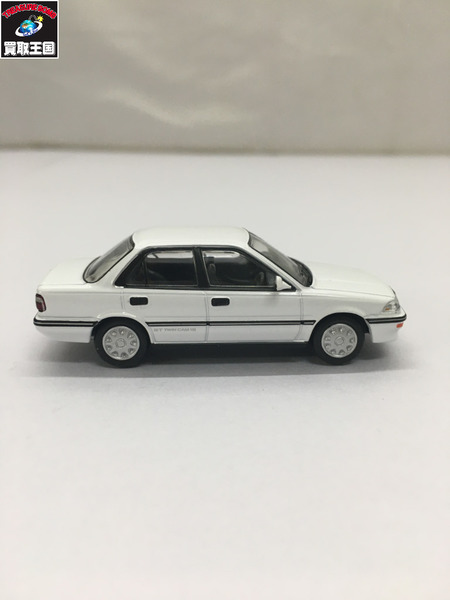 TLV-N トヨタカローラ1600GT ホワイト 1/64