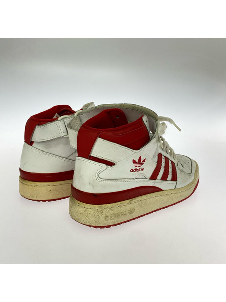 adidas スニーカー