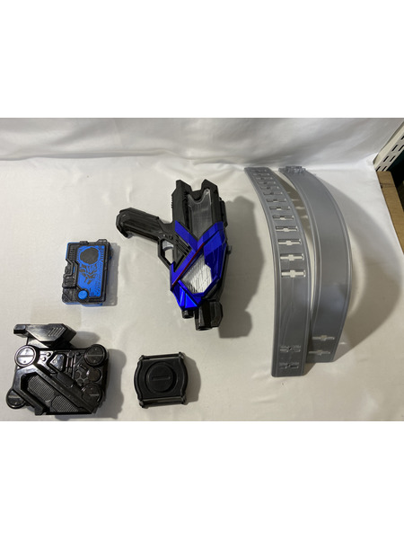 メーカー 仮面ライダー変身アイテム DX飛電ゼロワンドライバー＆エイムズショットライザーセット