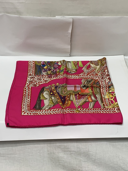 HERMES スカーフ カレ90 マールワーリ馬のダンス ピンク 本体のみ エルメス シルクスカーフ LA DANSE DU CHEVAL MARWARI