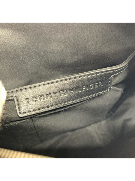 TOMMY HILFIGER ショルダーバッグ レザーサコッシュ