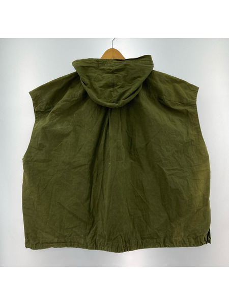 O project フードプルオーバーベスト オリーブ