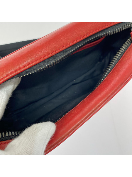 DIESEL ショルダーバッグ ロゴ レザー 赤