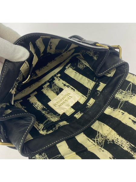 Vivienne Westwood ショルダーバッグ アコード レザー ブラック