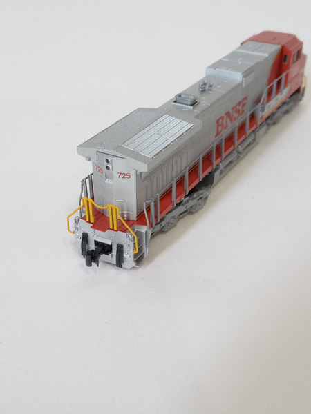 KATO 176-3511 C44-9W BNSF Warbonnet No.725