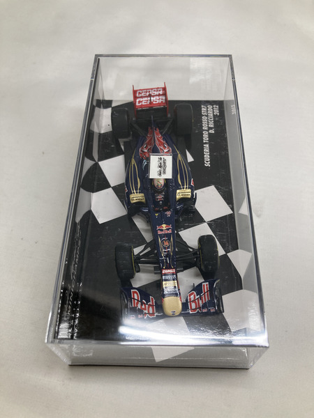 31：MINICHAMPS    ROSSO STR７ 2012