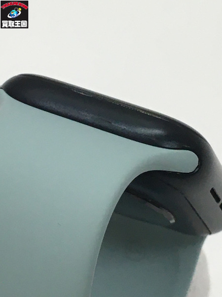 Apple Watch SE 第2世代 40mm GPS　グリーン  フリー　