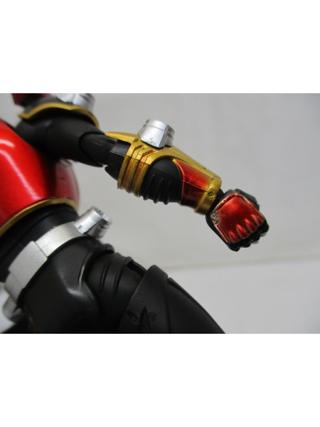 メーカー 仮面ライダーフィギュア S.H.Figuarts 仮面ライダー龍騎サバイブ