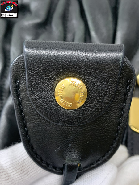 ハンドバッグ miu miu ハンドバッグ 黒