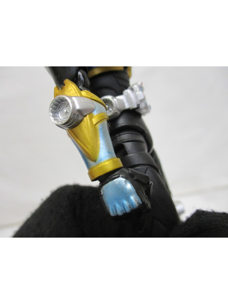 メーカー 仮面ライダーフィギュア S.H.Figuarts 仮面ライダーナイトサバイブ