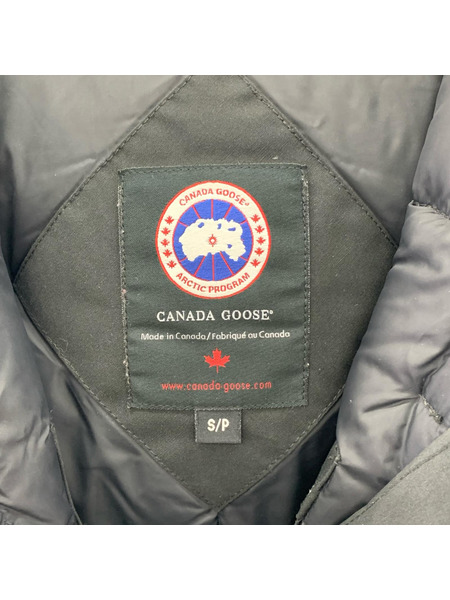 CANADA GOOSE ダウンジャケット ブロンテパーカー