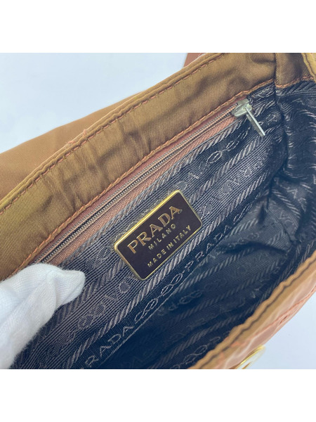 PRADA ハンドバッグ キルティング ミニチェーンショルダーバッグ 茶