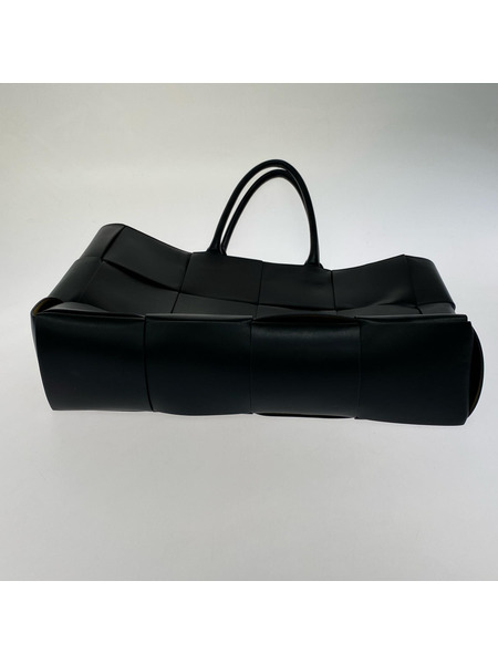 BOTTEGA VENETA マキシイントレ ラージ アルコ トート
